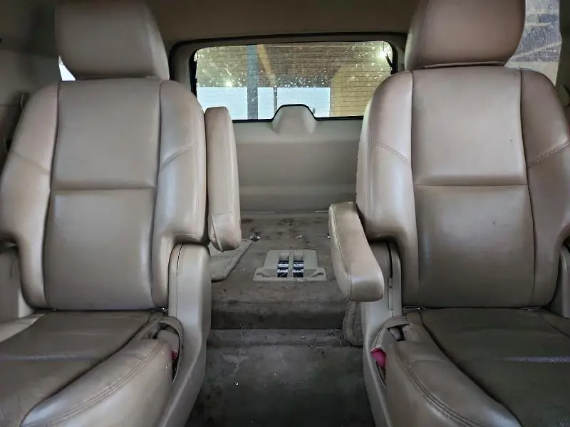 2011 GMC YUKON DENALI  