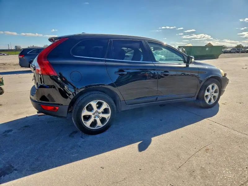 2013 VOLVO XC60 3.2  