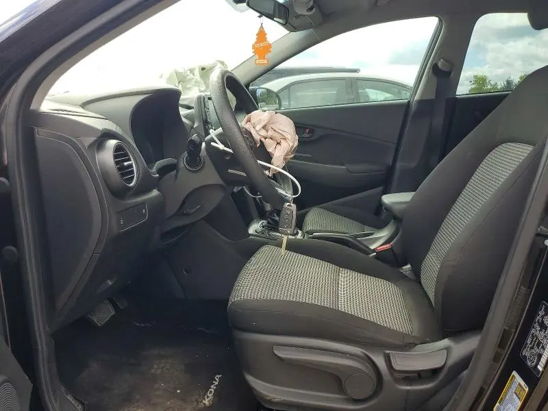 2018 HYUNDAI KONA SE  