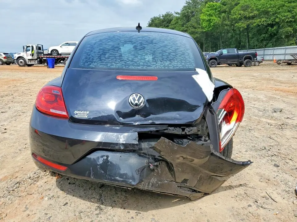 2014 VOLKSWAGEN BEETLE   
