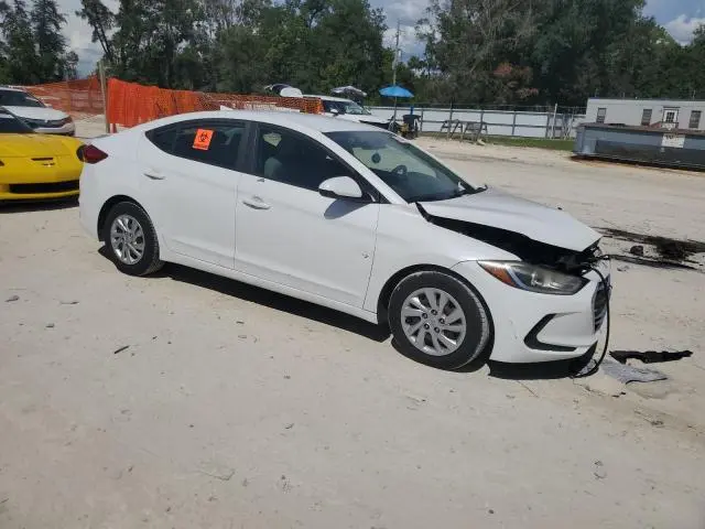 2017 HYUNDAI ELANTRA SE  