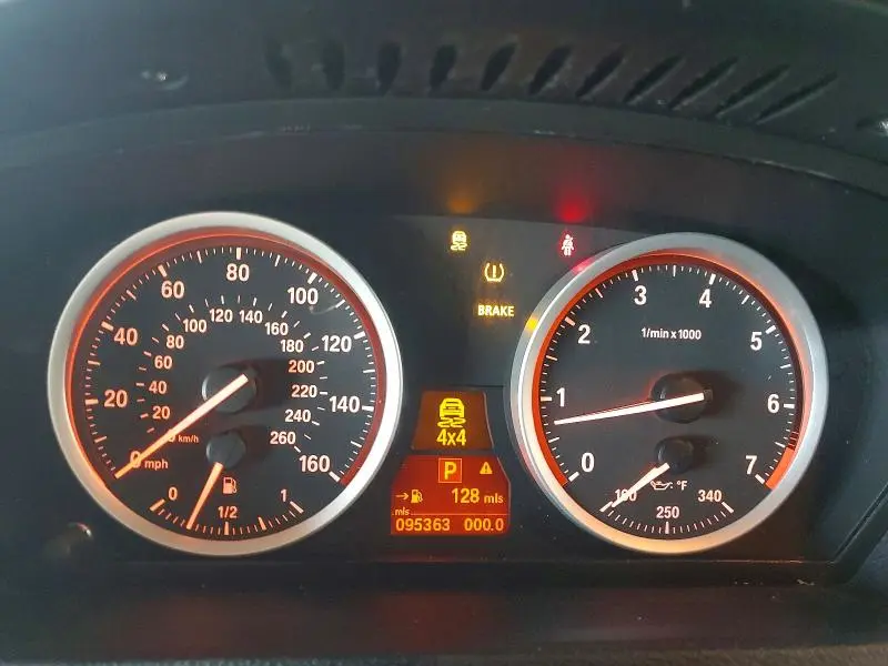 2011 BMW X6 XDRIVE50I  