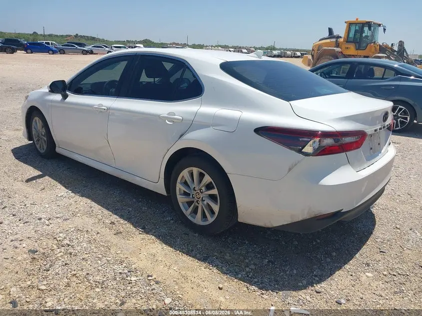 2022 TOYOTA CAMRY LE