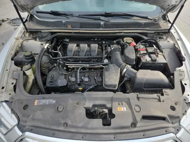 2015 FORD TAURUS SE  