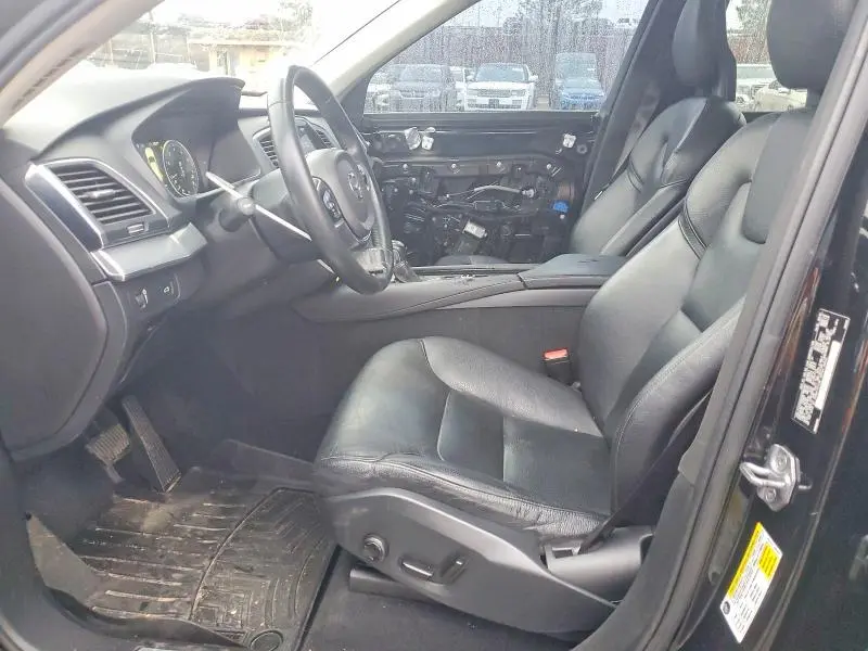 2016 VOLVO XC90   