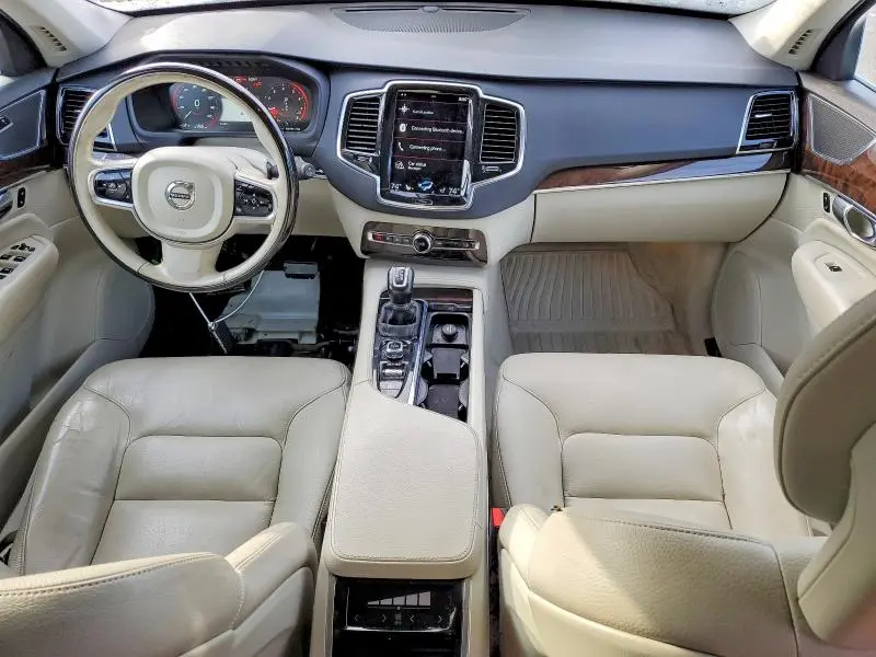 2016 VOLVO XC90 T6 AWD T6 MOMENTUM