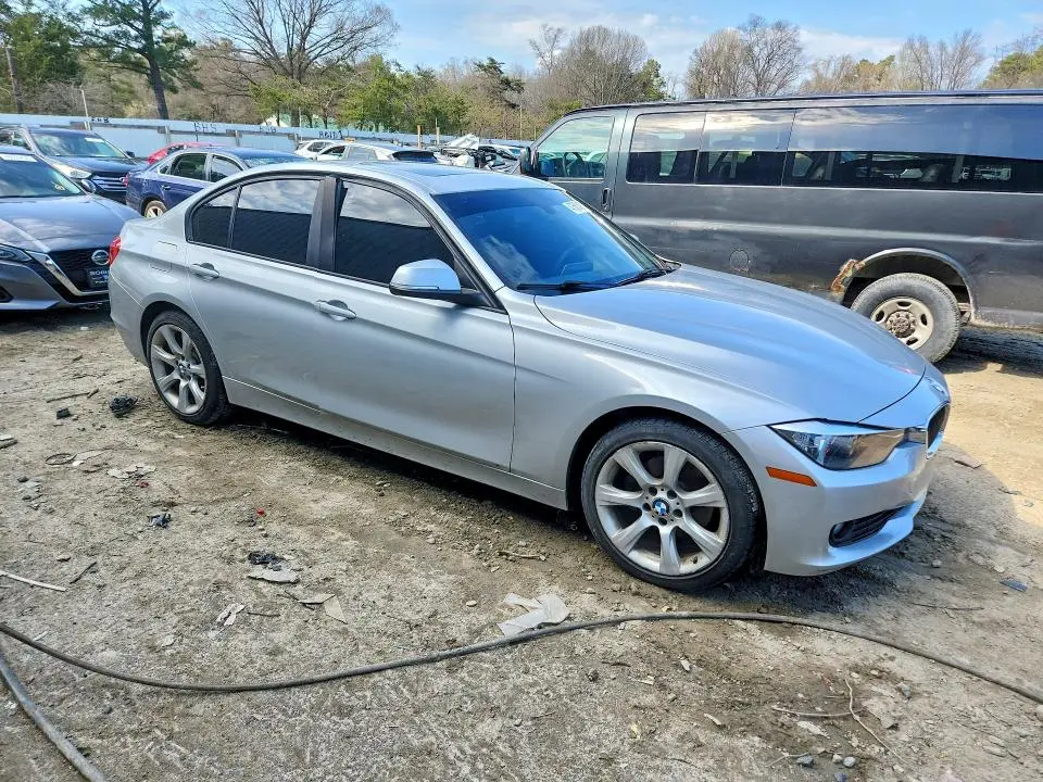 2013 BMW 320 I XDRIVE  