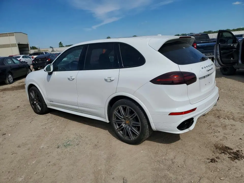 2017 PORSCHE CAYENNE GTS  
