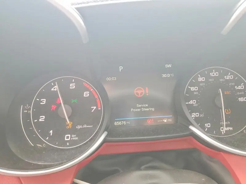 2017 ALFA ROMEO GIULIA TI  
