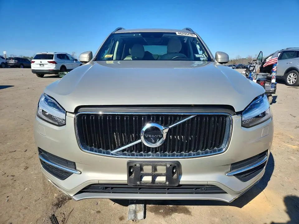 2018 VOLVO XC90 T6  