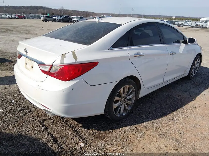 2011 HYUNDAI SONATA SE