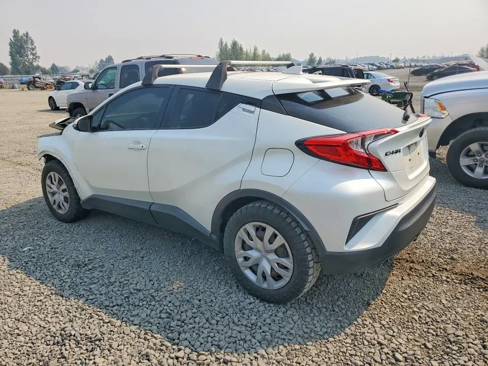 2021 TOYOTA C-HR LE  