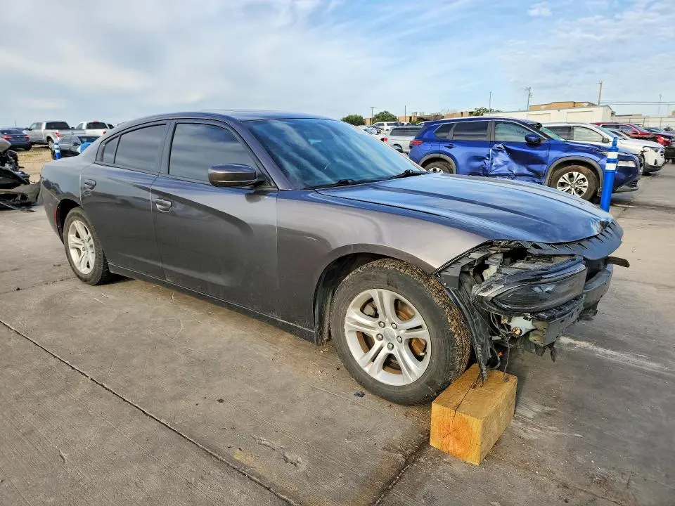 2021 DODGE CHARGER SXT  
