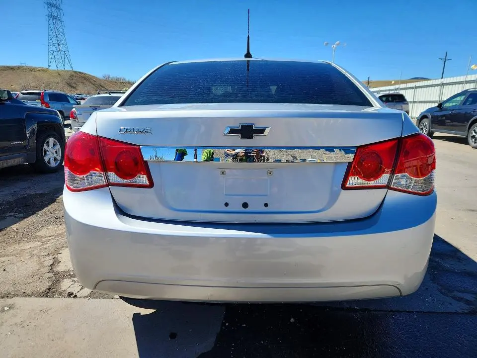 2014 CHEVROLET CRUZE LS  