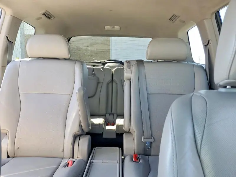 2012 TOYOTA HIGHLANDER   