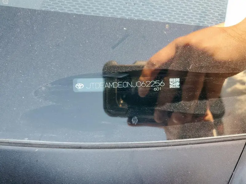 2022 TOYOTA COROLLA LE  