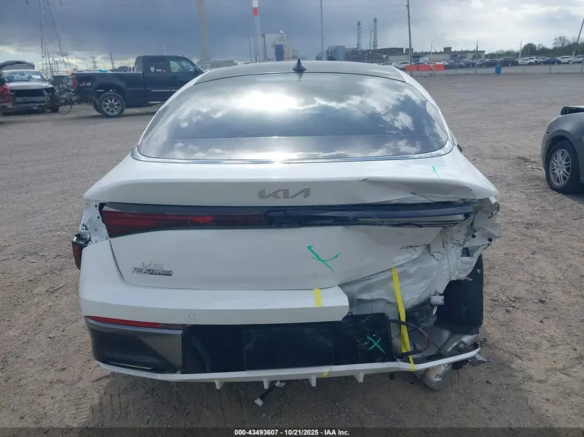 2025 KIA K5 EX