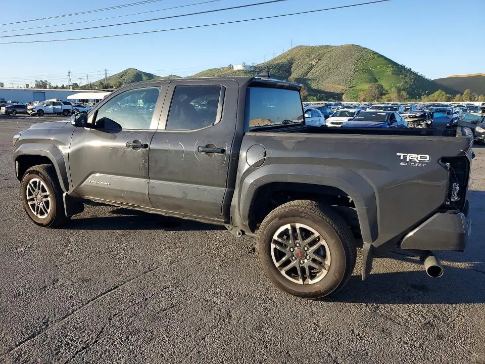 2025 TOYOTA TACOMA TRD SPORT  