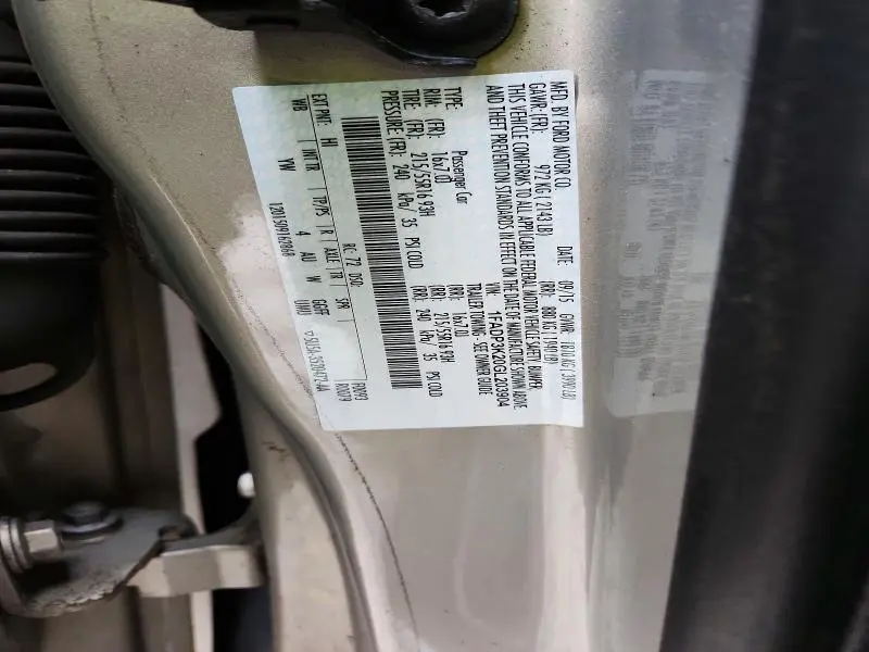 2016 FORD FOCUS SE  
