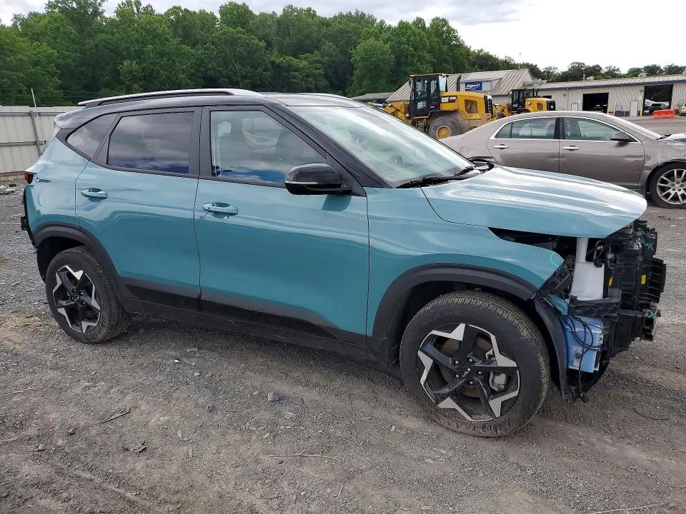 2025 KIA SELTOS S  