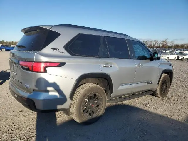2025 TOYOTA SEQUOIA SR5  