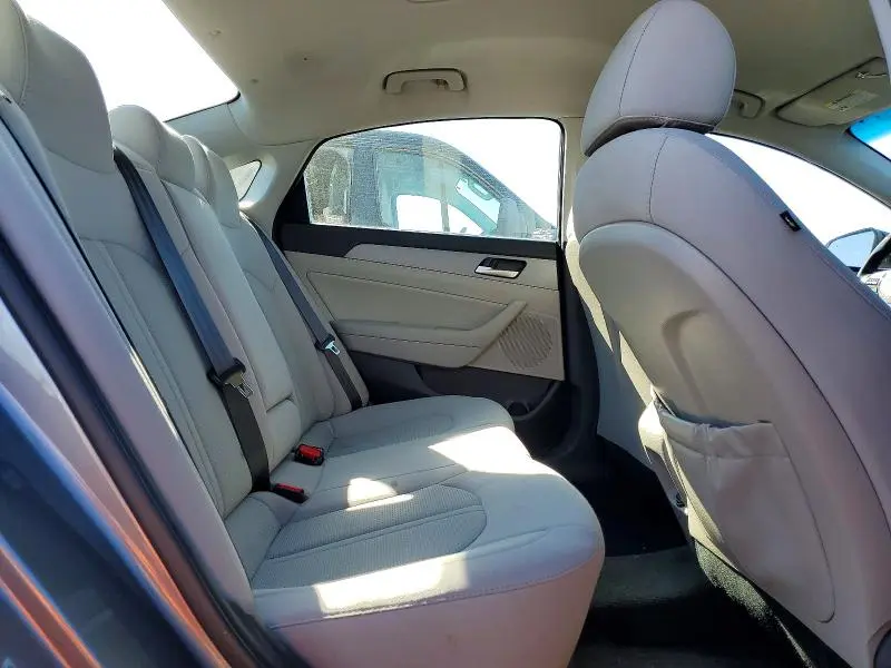 2018 HYUNDAI SONATA SPORT  