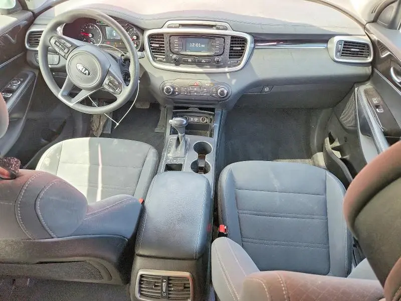 2016 KIA SORENTO LX V6  
