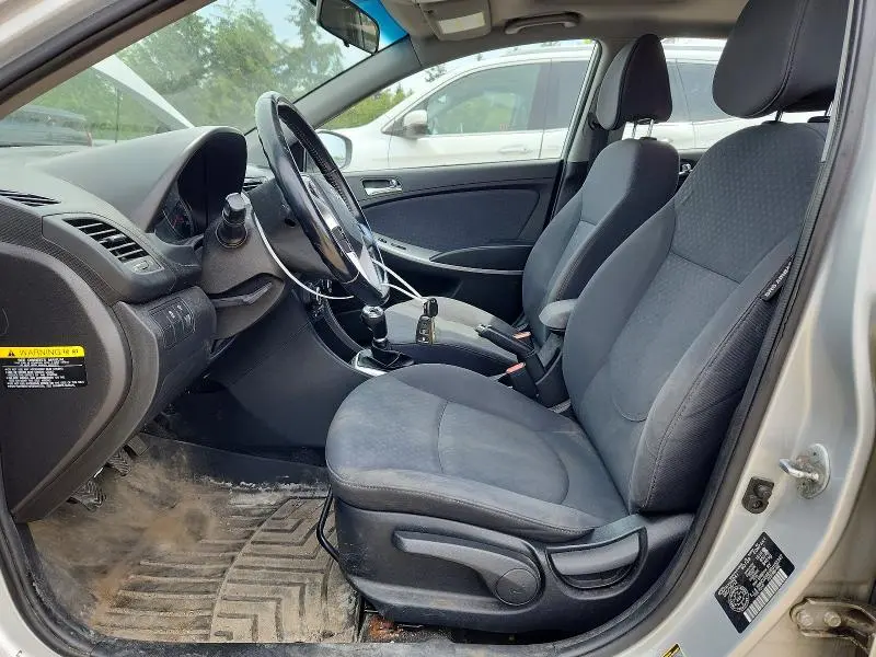 2014 HYUNDAI ACCENT SE  