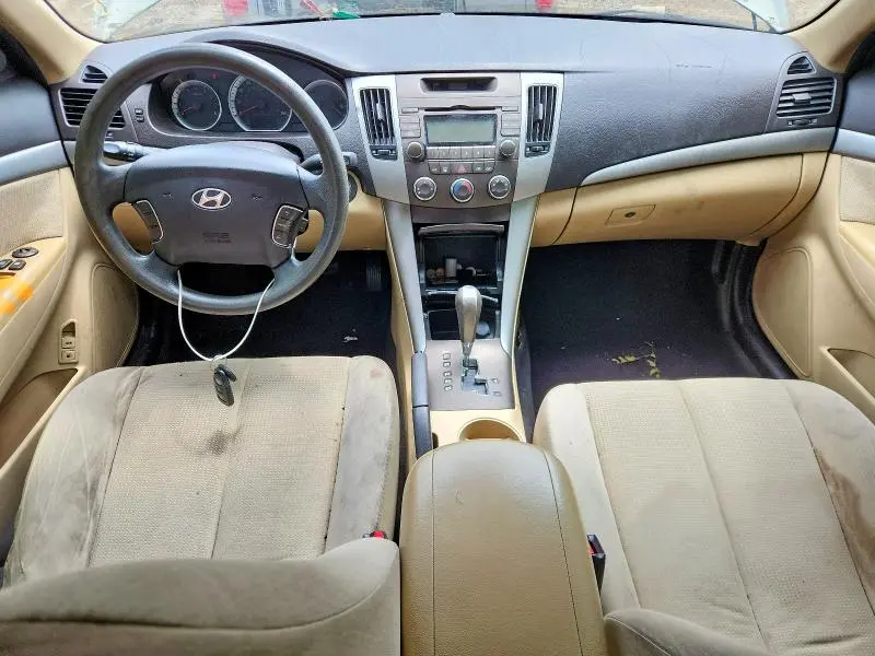 2010 HYUNDAI SONATA GLS  