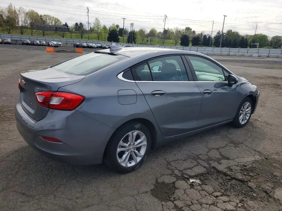 2019 CHEVROLET CRUZE LT  