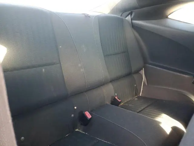 2010 CHEVROLET CAMARO LS  