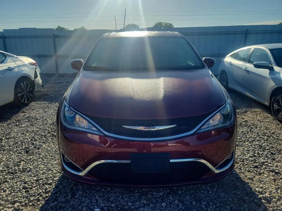 2019 CHRYSLER PACIFICA TOURING PLUS  
