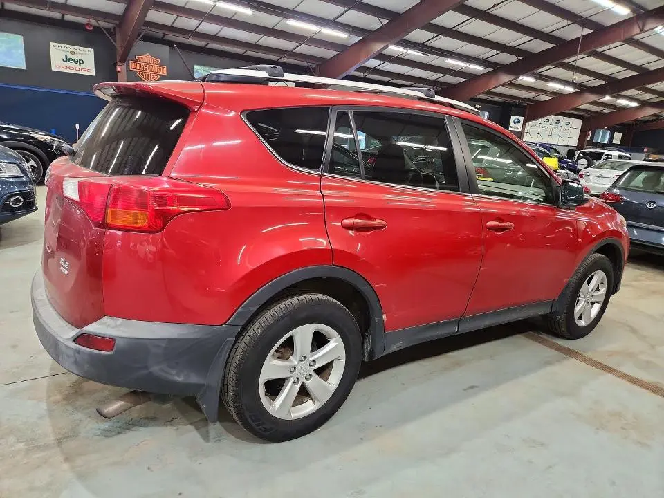 2013 TOYOTA RAV4 XLE  