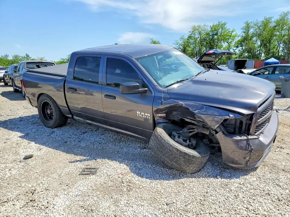 2016 RAM 1500 ST  