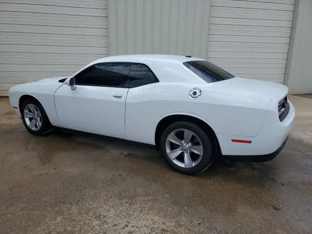 2016 DODGE CHALLENGER SXT  