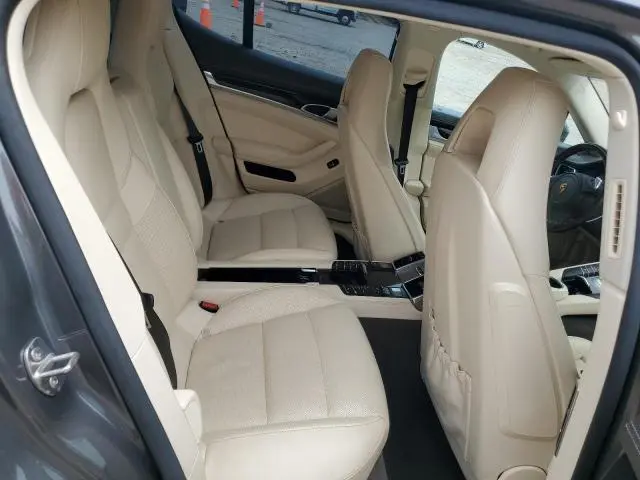 2015 PORSCHE PANAMERA 2  