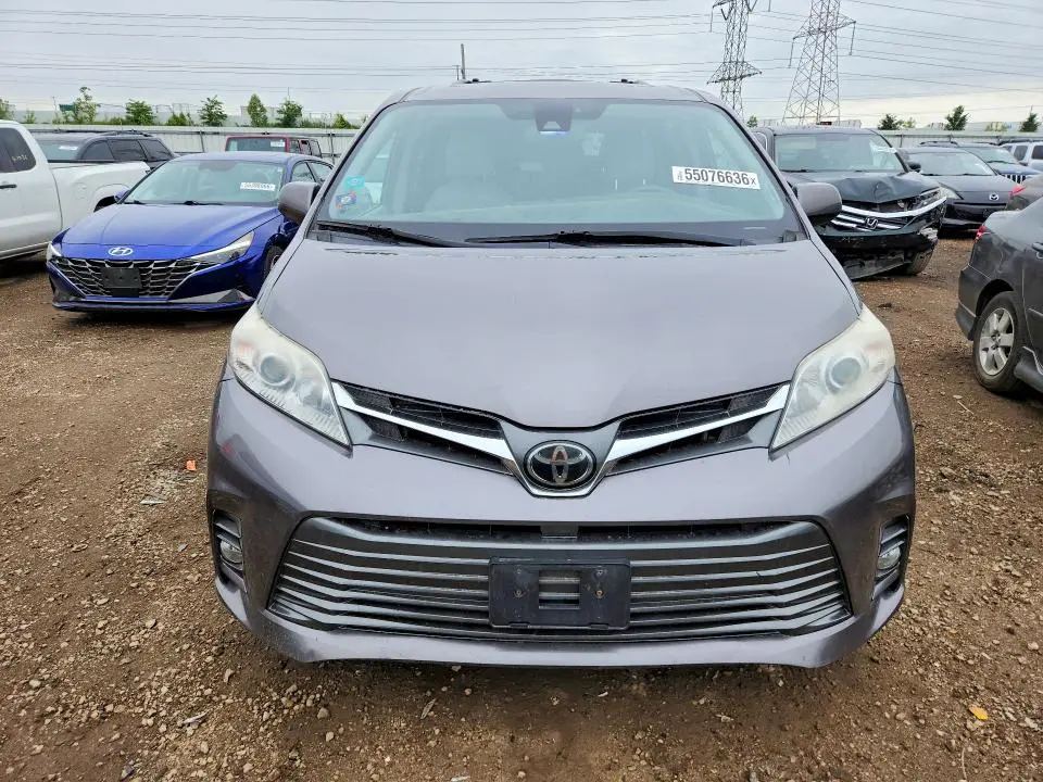 2020 TOYOTA SIENNA XLE 7-PASSENGER  