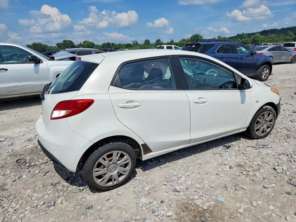2013 MAZDA MAZDA2   