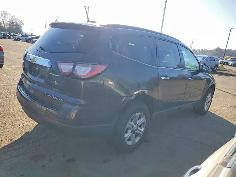 2016 CHEVROLET TRAVERSE LS  