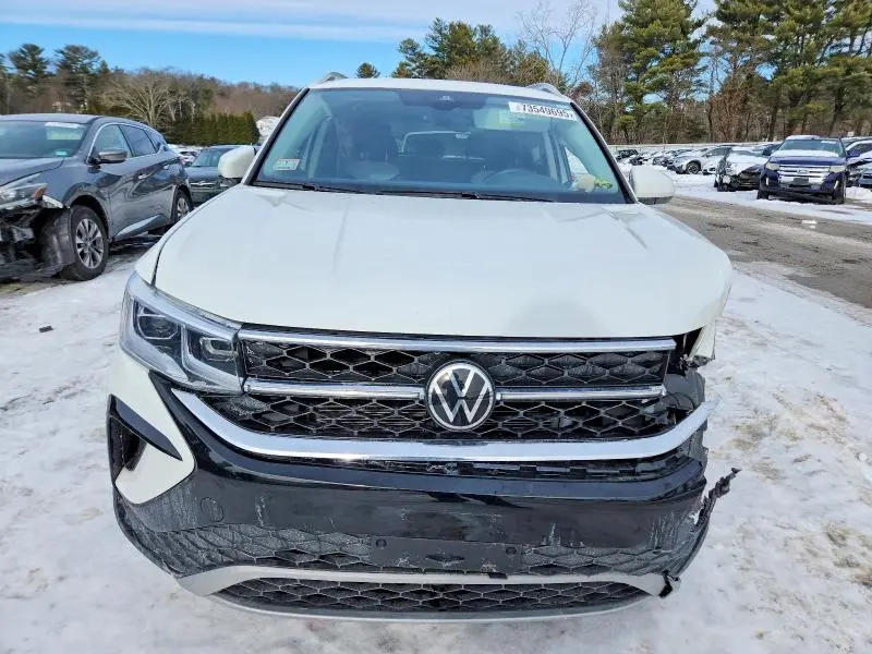 2024 VOLKSWAGEN TAOS SEL  