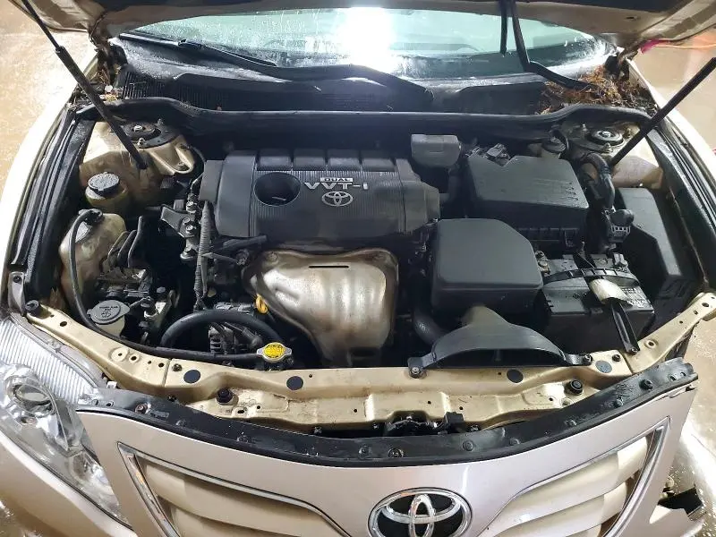 2010 TOYOTA CAMRY   