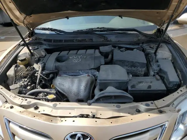 2010 TOYOTA CAMRY BASE  