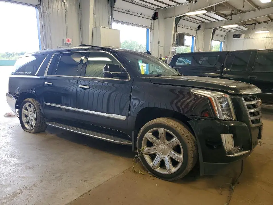 2017 CADILLAC ESCALADE ESV LUXURY  