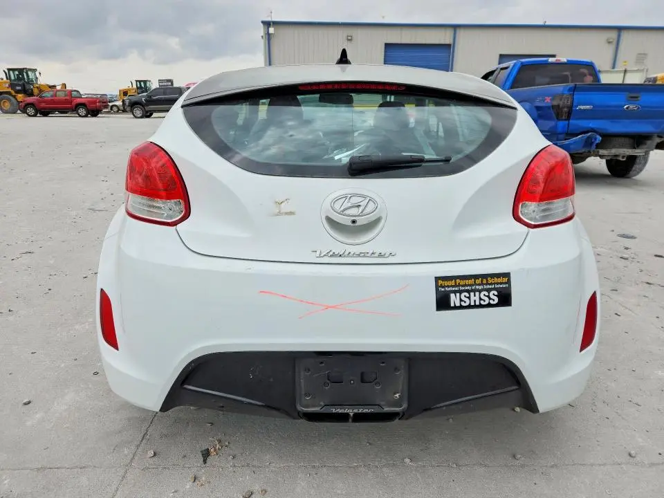 2016 HYUNDAI VELOSTER BASE  
