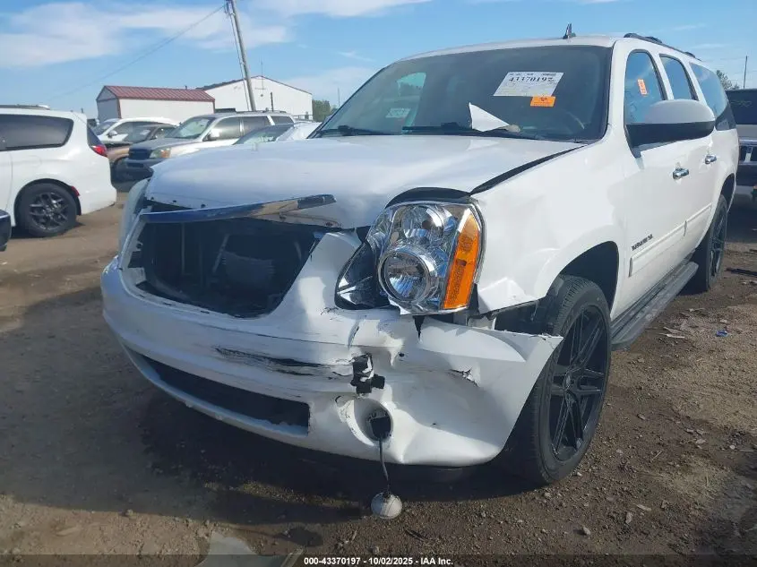 2012 GMC YUKON XL 1500 SLT