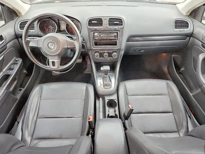 2010 VOLKSWAGEN JETTA SE  