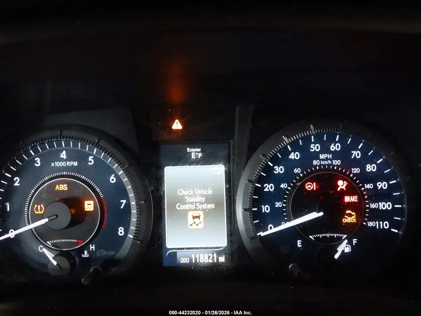 2015 TOYOTA SIENNA XLE 8 PASSENGER