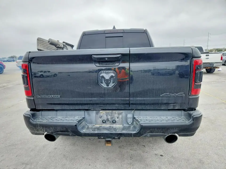 2020 RAM 1500 LARAMIE  