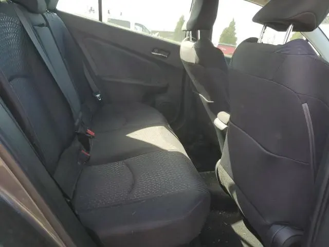 2017 TOYOTA PRIUS 