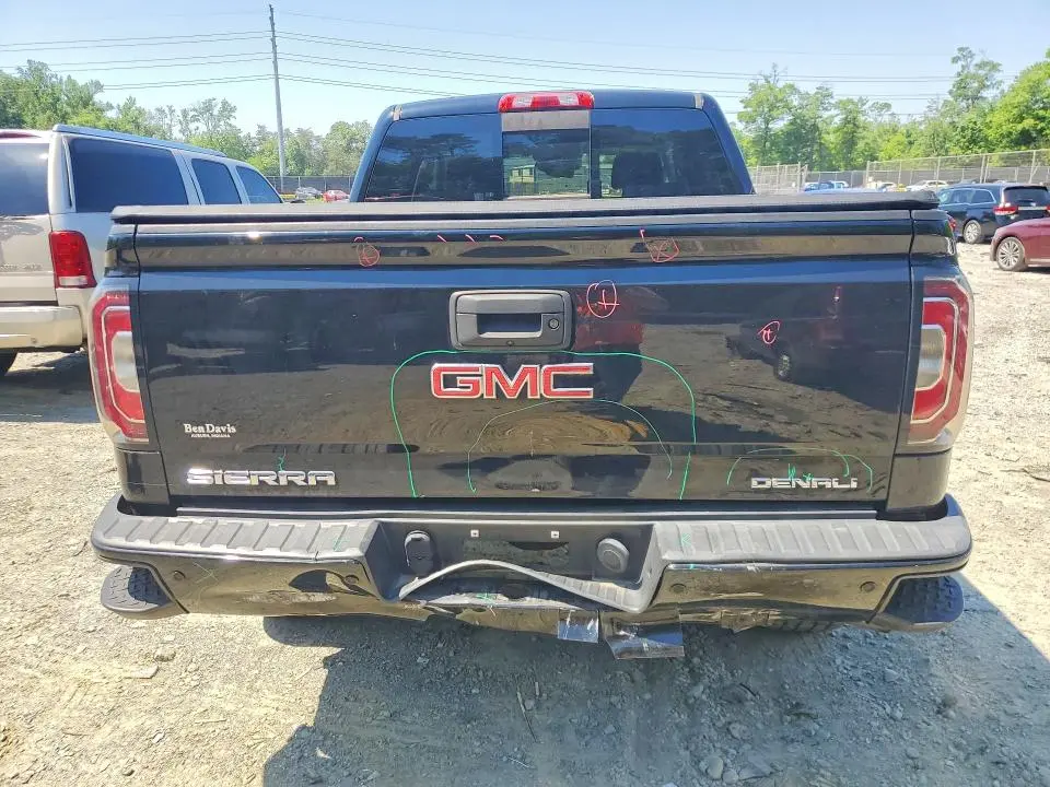 2018 GMC SIERRA K1500 DENALI  